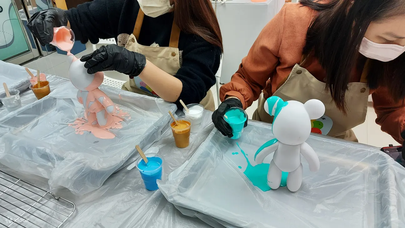 【买一送一】GET TOGETHER WORKSHOP - 观塘无限时流体熊工作坊 | 观塘